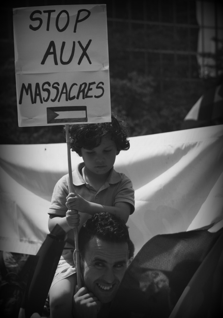 Hug an activist © by SpaceUtopian