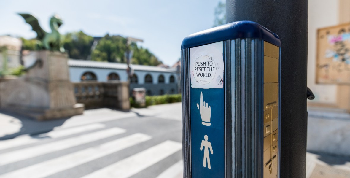 Push to reset the world. Sticker in the streets of Slovenia, 2022 © by @Space_Utopian (Slovenia).